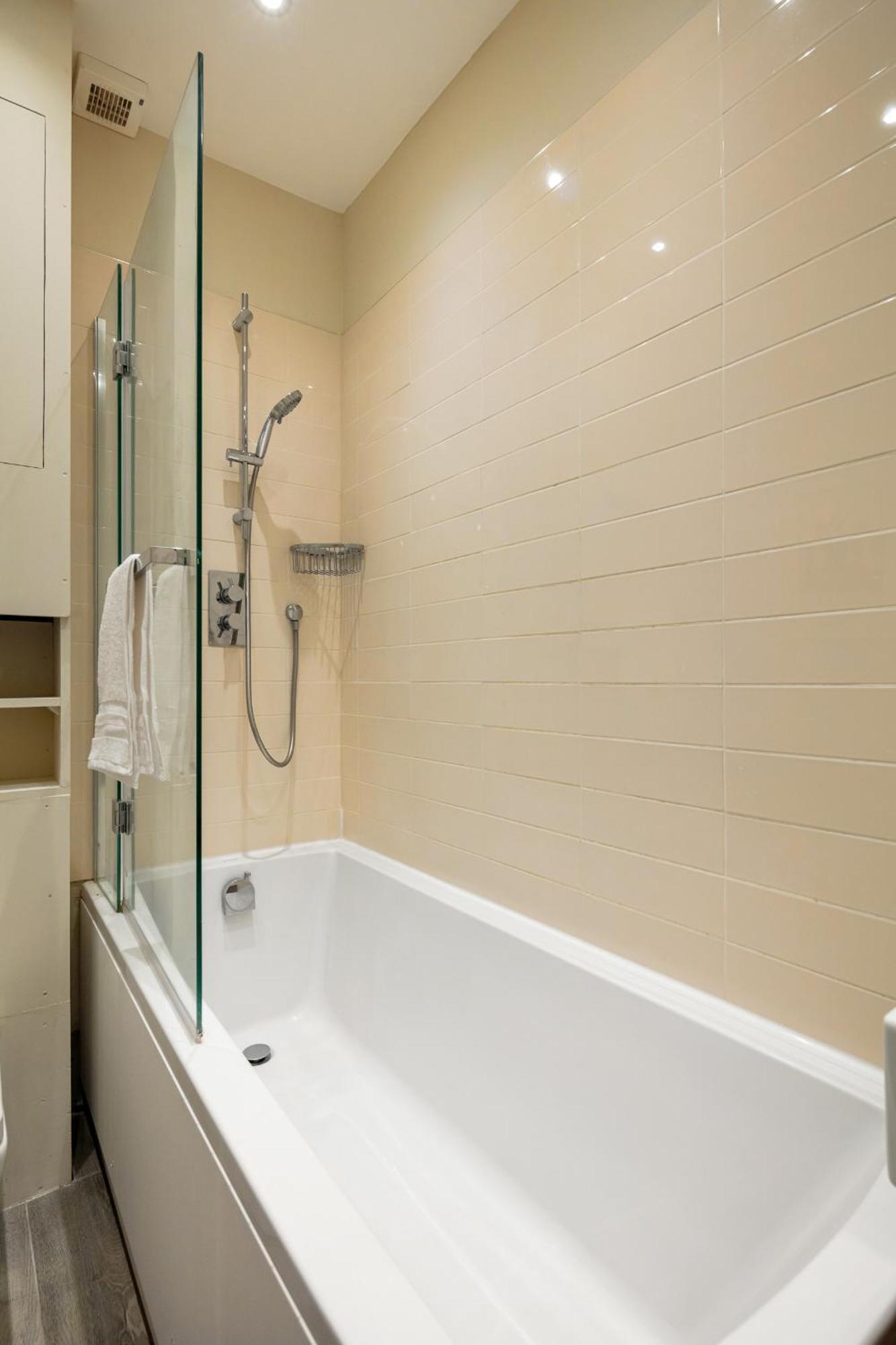 5A - Bright And Airy 2 Bedroom Apartment - Close To Central London Exterior photo
